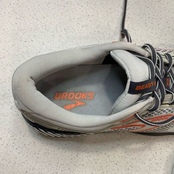 Brooks Beast GTS 23 Men’s 11.5 D Gray Orange Excellent Used Condition - Picture 14 of 15